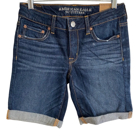 AMERICAN EAGLE Skinny Bermuda Stretch Low Rise Denim Shorts Sz 4 NWT - Picture 1 of 10